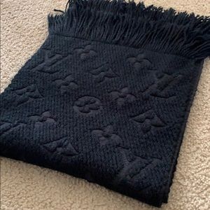 Louis Vuitton Scarf